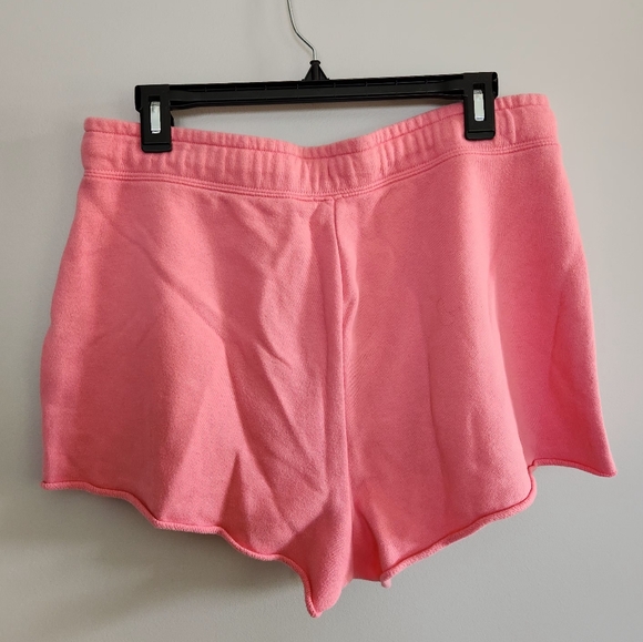 GAP cut off sweatpant shorts - Picture 3 of 4